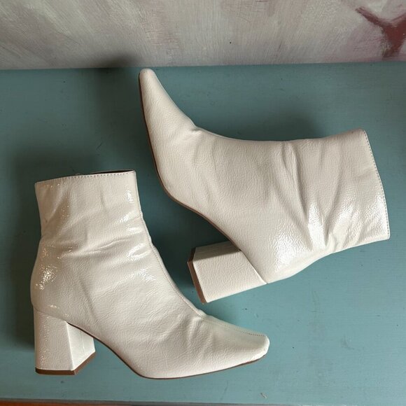 Journee Collection Haylinn Ankle Booties Square Toe Ivory White Vegan Leather - Picture 6 of 13